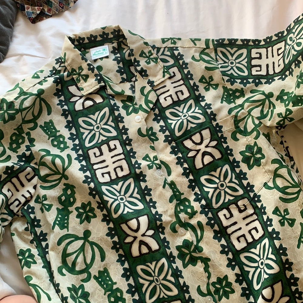 Hawaiian button down